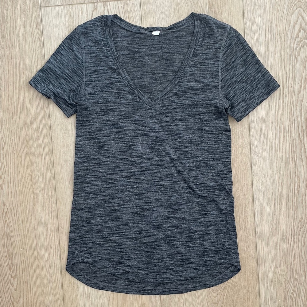 Lululemon Heathered V-Neck Tee